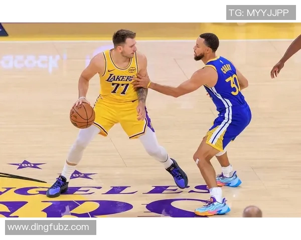 热火与湖人第五场激战回顾球星对决引发全场热潮